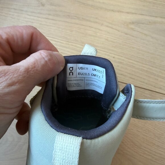 On Cloudhero Mid Waterproof - Picture 4 of 5